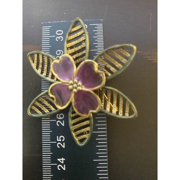 Lot of 2 Brooches Unsigned Unknown Metal Leaf Flower Gold Purple - Picture 4 of 4